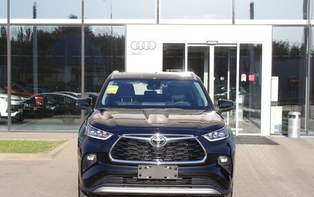 Toyota Highlander, 2025 год, 5 850 000 рублей, 2 фотография