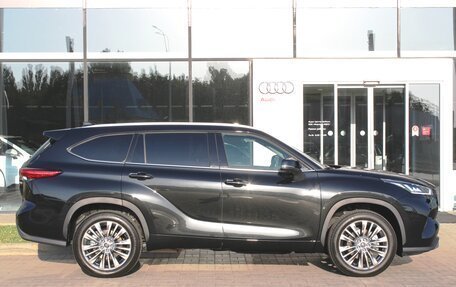 Toyota Highlander, 2025 год, 5 850 000 рублей, 4 фотография