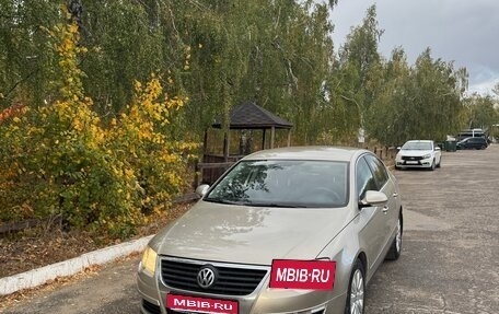 Volkswagen Passat B6, 2008 год, 1 000 000 рублей, 1 фотография