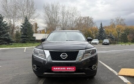 Nissan Pathfinder, 2015 год, 2 250 000 рублей, 2 фотография