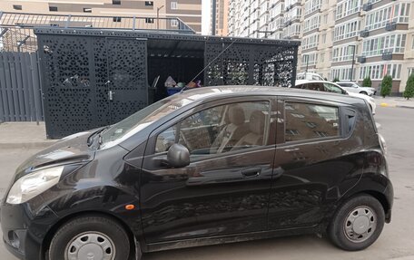 Chevrolet Spark III, 2011 год, 650 000 рублей, 2 фотография
