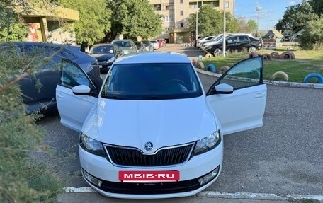 Skoda Rapid I, 2014 год, 870 000 рублей, 3 фотография