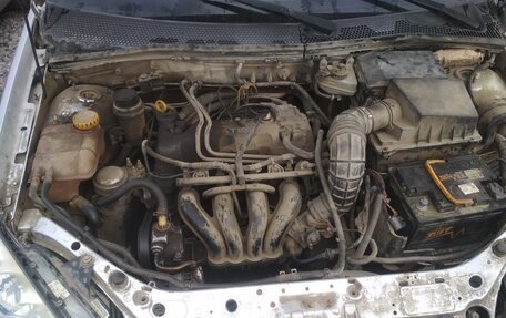 Ford Focus IV, 2005 год, 200 000 рублей, 4 фотография