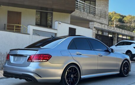 Mercedes-Benz E-Класс, 2013 год, 2 650 000 рублей, 4 фотография