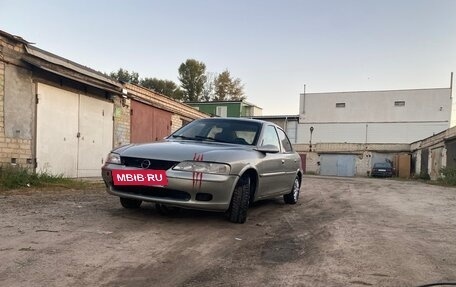 Opel Vectra B рестайлинг, 1996 год, 85 000 рублей, 3 фотография