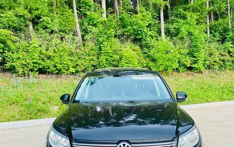 Volkswagen Tiguan I, 2012 год, 940 000 рублей, 2 фотография