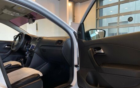 Volkswagen Polo VI (EU Market), 2020 год, 1 350 000 рублей, 27 фотография