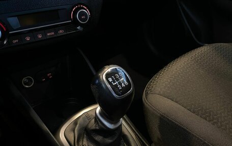 KIA Rio III рестайлинг, 2017 год, 1 250 000 рублей, 28 фотография