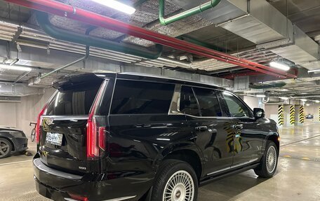 Cadillac Escalade V, 2022 год, 9 999 000 рублей, 4 фотография