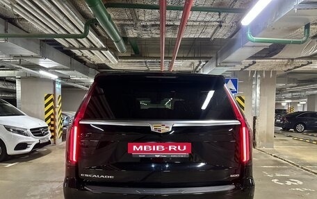 Cadillac Escalade V, 2022 год, 9 999 000 рублей, 5 фотография