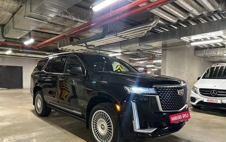 Cadillac Escalade V, 2022 год, 9 999 000 рублей, 3 фотография
