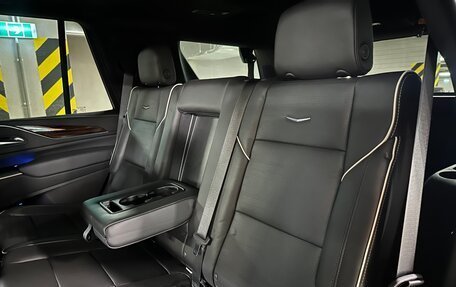 Cadillac Escalade V, 2022 год, 9 999 000 рублей, 32 фотография