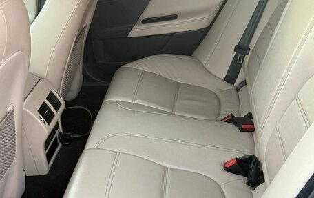 Jaguar XE I рестайлинг, 2015 год, 1 900 000 рублей, 8 фотография