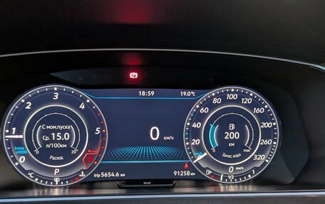 Volkswagen Tiguan II, 2017 год, 2 900 000 рублей, 9 фотография