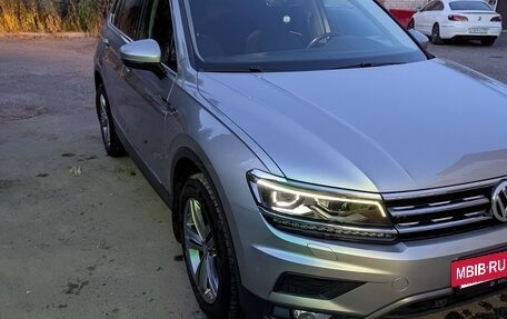 Volkswagen Tiguan II, 2017 год, 2 900 000 рублей, 4 фотография