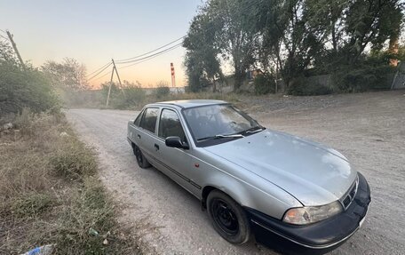 Daewoo Nexia I рестайлинг, 2003 год, 105 000 рублей, 1 фотография