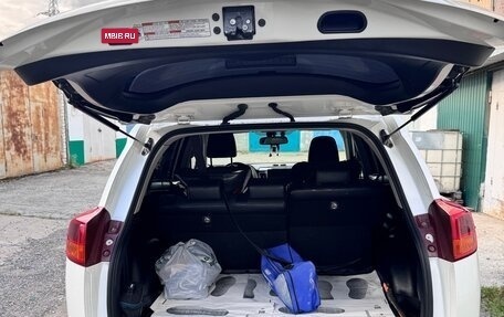 Toyota RAV4, 2014 год, 2 050 000 рублей, 6 фотография
