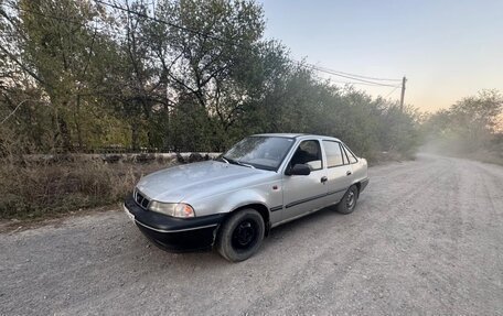 Daewoo Nexia I рестайлинг, 2003 год, 105 000 рублей, 2 фотография