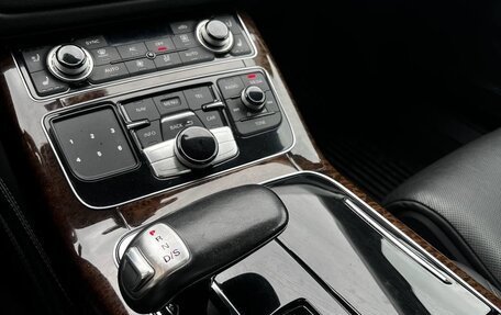 Audi A8, 2010 год, 1 850 000 рублей, 8 фотография
