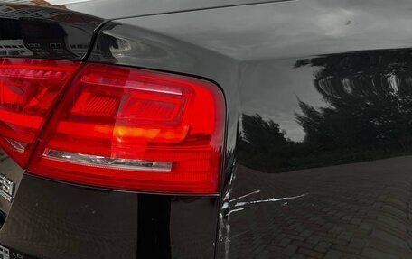 Audi A8, 2010 год, 1 850 000 рублей, 11 фотография