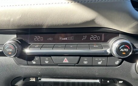 Mazda 3, 2019 год, 1 800 000 рублей, 11 фотография