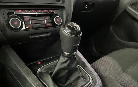 Volkswagen Jetta VI, 2012 год, 1 090 000 рублей, 16 фотография