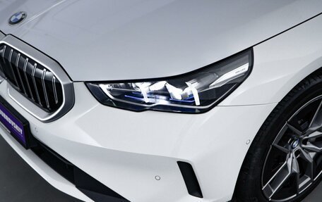 BMW 5 серия, 2023 год, 7 788 430 рублей, 7 фотография