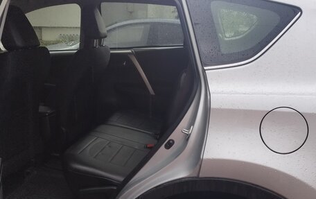 Toyota RAV4, 2014 год, 1 900 000 рублей, 8 фотография