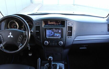 Mitsubishi Pajero IV, 2010 год, 1 550 000 рублей, 22 фотография