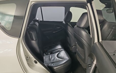 Toyota RAV4, 2011 год, 1 379 000 рублей, 21 фотография