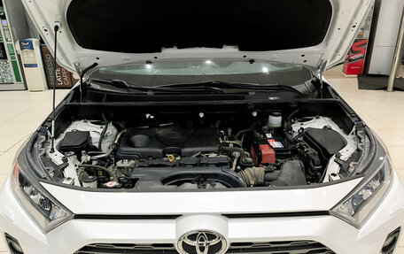 Toyota RAV4, 2019 год, 2 790 000 рублей, 13 фотография