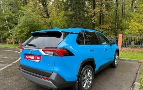 Toyota RAV4, 2021 год, 3 850 000 рублей, 3 фотография