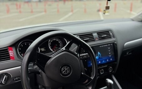 Volkswagen Jetta VI, 2016 год, 1 280 000 рублей, 11 фотография