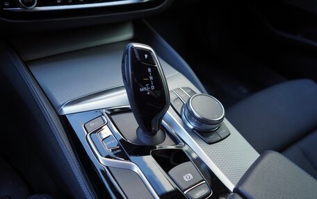 BMW 5 серия, 2018 год, 4 520 000 рублей, 17 фотография