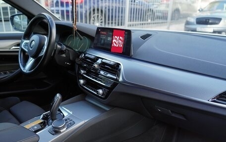 BMW 5 серия, 2018 год, 4 520 000 рублей, 21 фотография