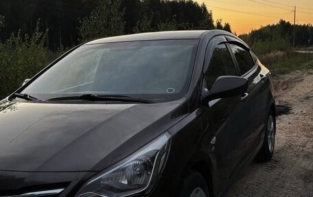 Hyundai Solaris II рестайлинг, 2015 год, 925 000 рублей, 7 фотография