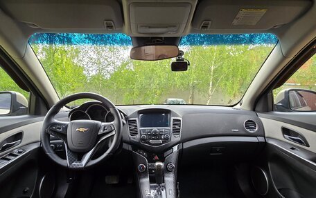 Chevrolet Cruze II, 2012 год, 915 000 рублей, 9 фотография