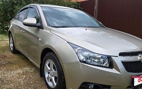 Chevrolet Cruze II, 2012 год, 915 000 рублей, 8 фотография