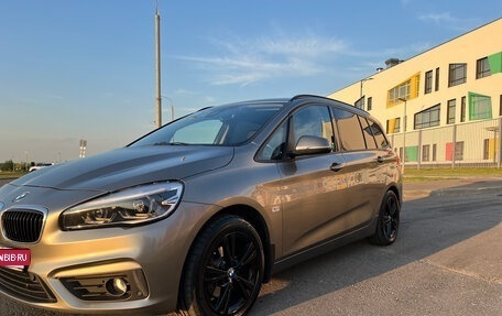 BMW 2 серия Grand Tourer F46 рестайлинг, 2015 год, 1 400 000 рублей, 2 фотография