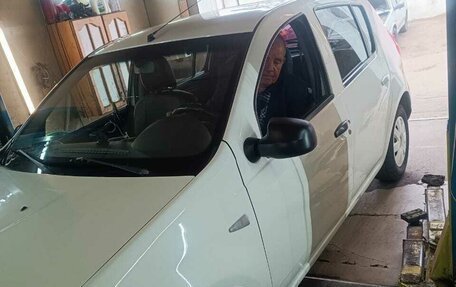 Renault Sandero I, 2011 год, 333 300 рублей, 3 фотография