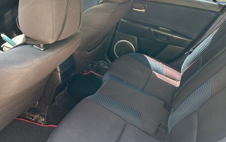 Mazda 3, 2005 год, 13 фотография