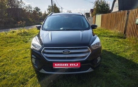 Ford Kuga III, 2018 год, 1 800 000 рублей, 1 фотография