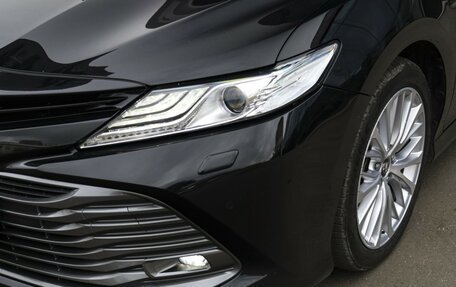 Toyota Camry, 2018 год, 3 200 000 рублей, 1 фотография