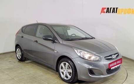 Hyundai Solaris II рестайлинг, 2012 год, 699 000 рублей, 3 фотография