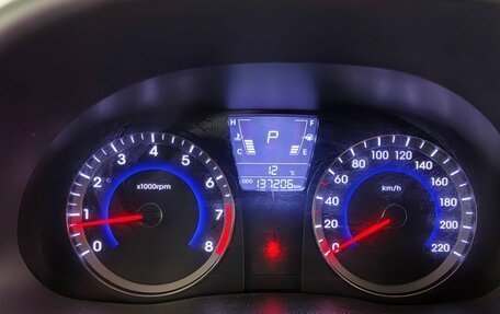 Hyundai Solaris II рестайлинг, 2012 год, 699 000 рублей, 14 фотография
