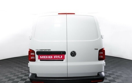 Volkswagen Transporter T6 рестайлинг, 2018 год, 1 997 000 рублей, 6 фотография