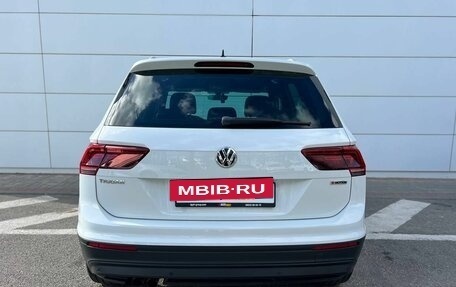 Volkswagen Tiguan II, 2018 год, 2 244 000 рублей, 8 фотография