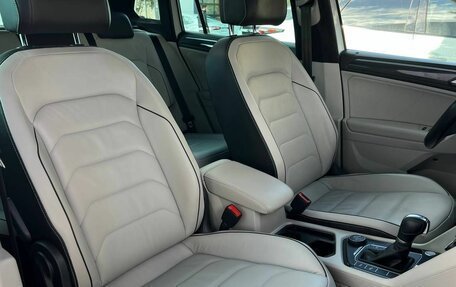 Volkswagen Tiguan II, 2018 год, 2 244 000 рублей, 24 фотография