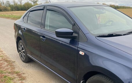 Volkswagen Polo VI (EU Market), 2011 год, 1 000 000 рублей, 3 фотография