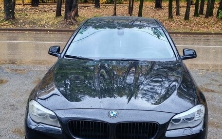 BMW 5 серия, 2013 год, 1 900 000 рублей, 3 фотография